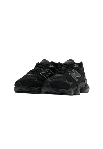 New Balance 9060 Triple Black